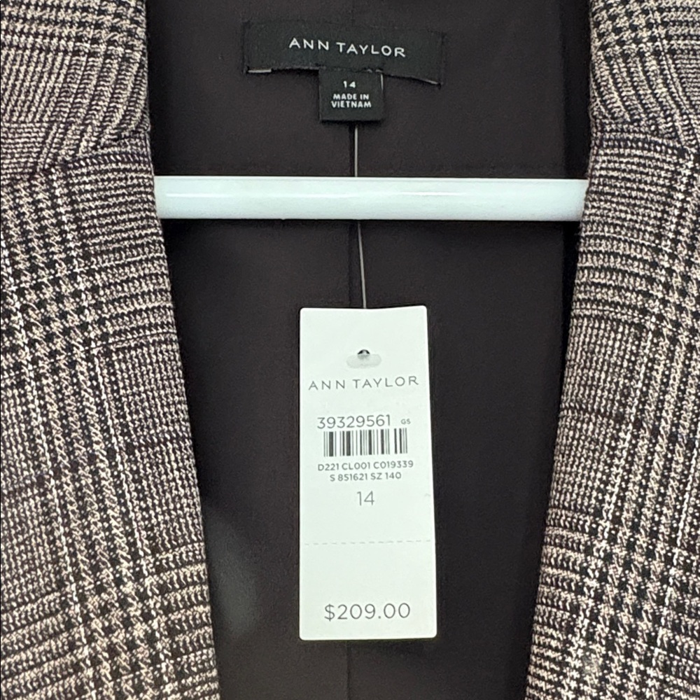 Ann Taylor Brown Plaid One Button Blazer - Picture 3 of 11